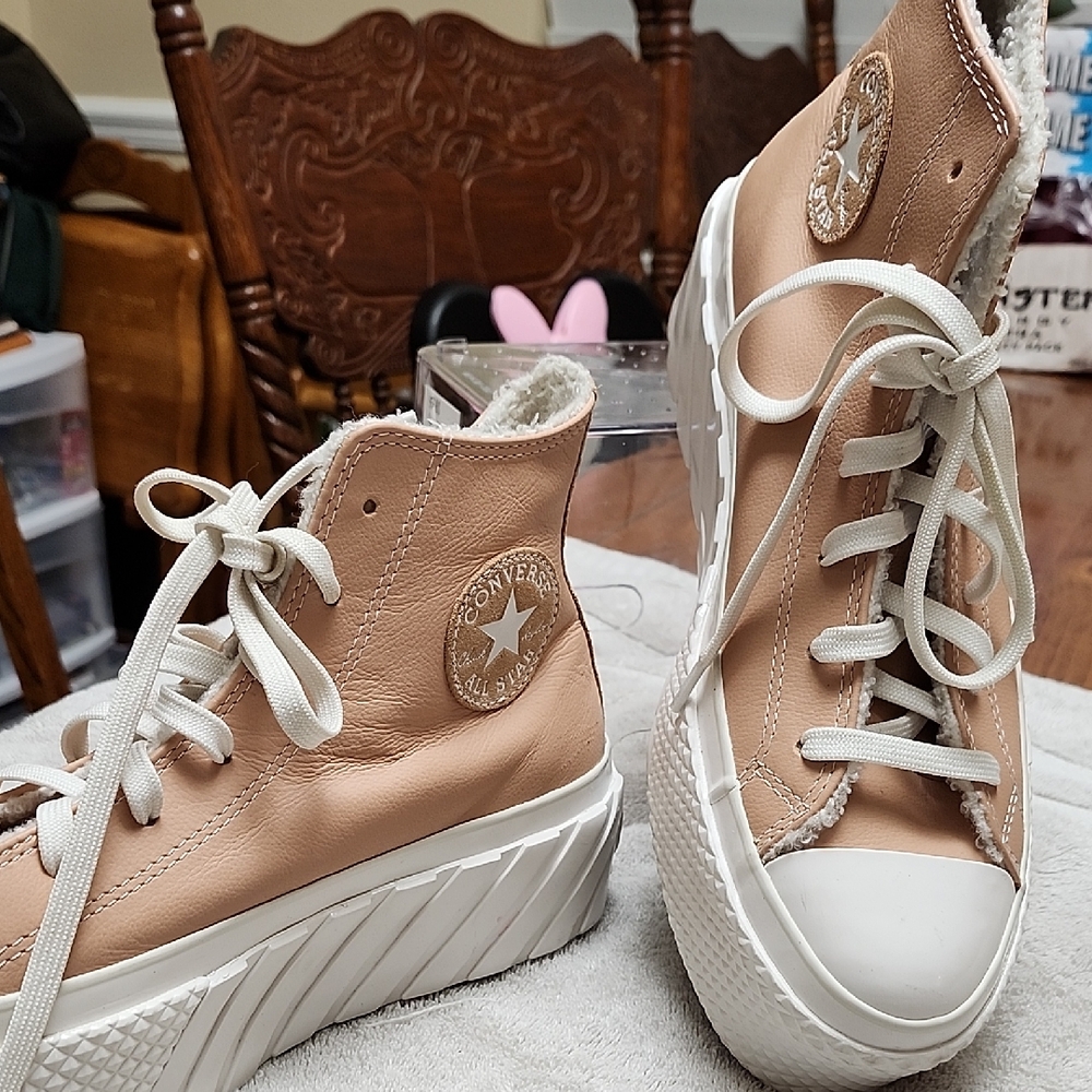 Converse Women's High-Top Sneakers - Beige. Gently Worn.